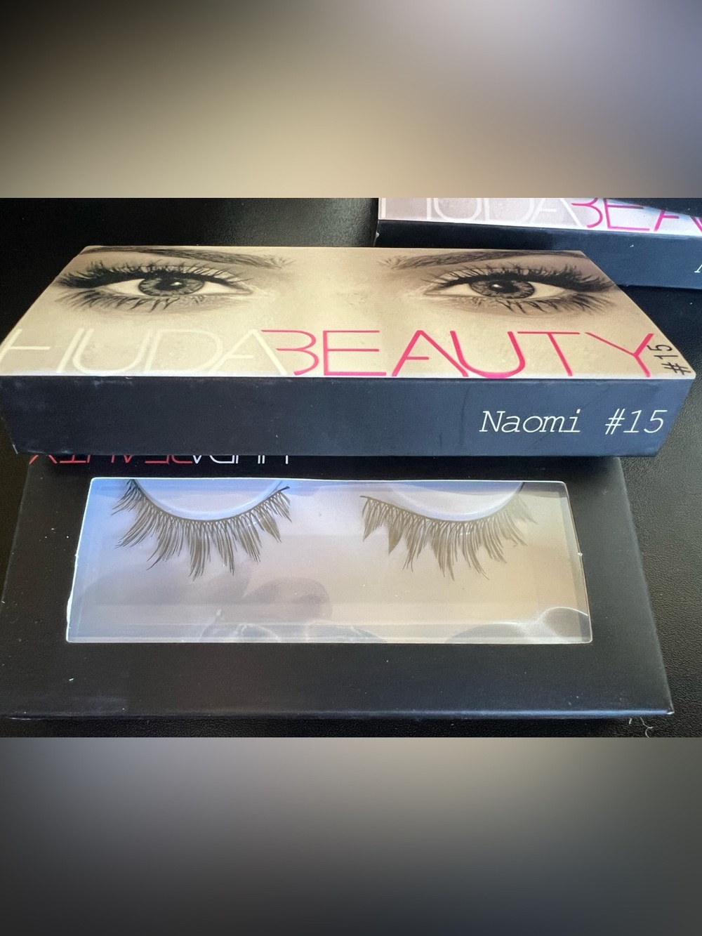 Naomi #15 HUDA Beauty false lashes. 
New in package. Glue is NOT included.